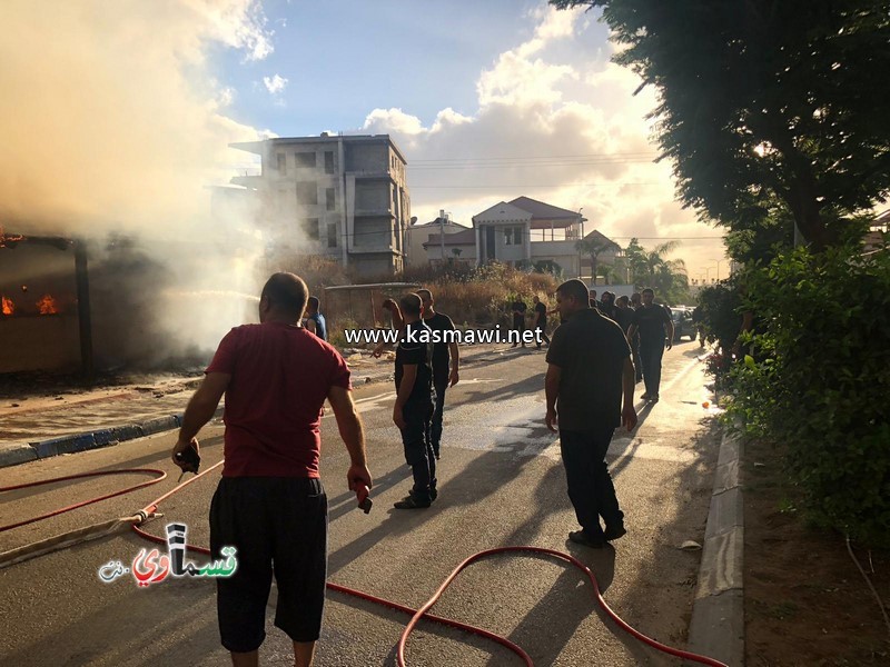  فيديو: اندلاع حريق في محل لبيع الفلافل على شارع ال 24 .. والشباب يسيطرون على الحريق قبل قدوم الاطفائية